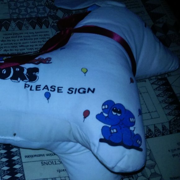 Sign the dog - Picture 3 of 3